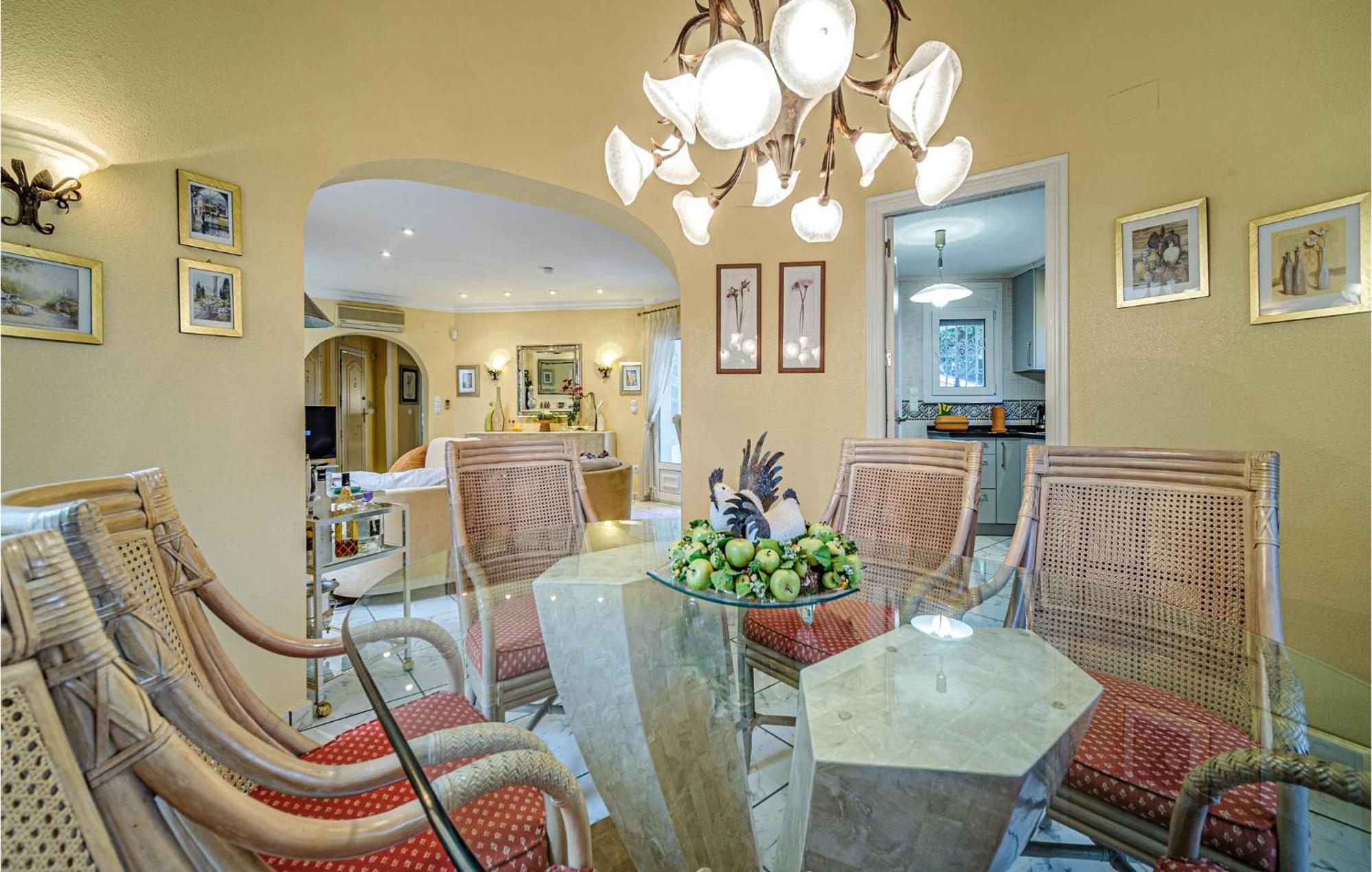 Beautiful Home In Oliva With Kitchen Екстериор снимка